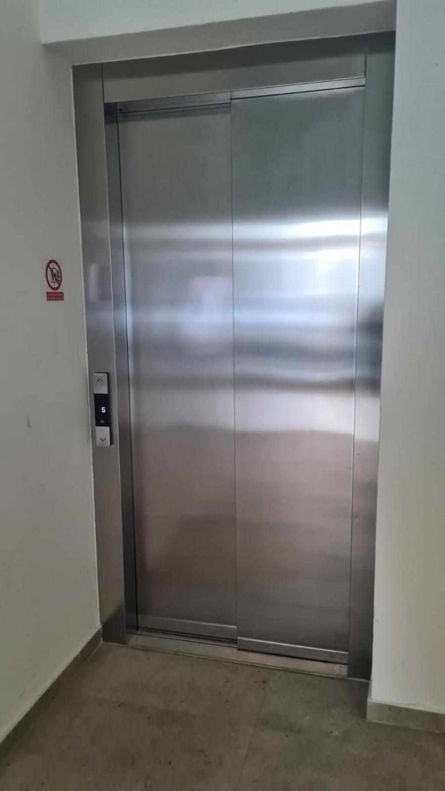 Appartement Stefani - Balcony & Free Private Garage Parking *